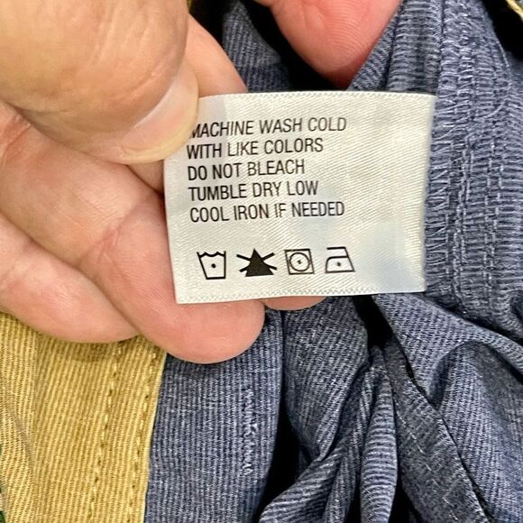 Orvis Flat Front Performance Shorts. Size 34. - Picture 6 of 9